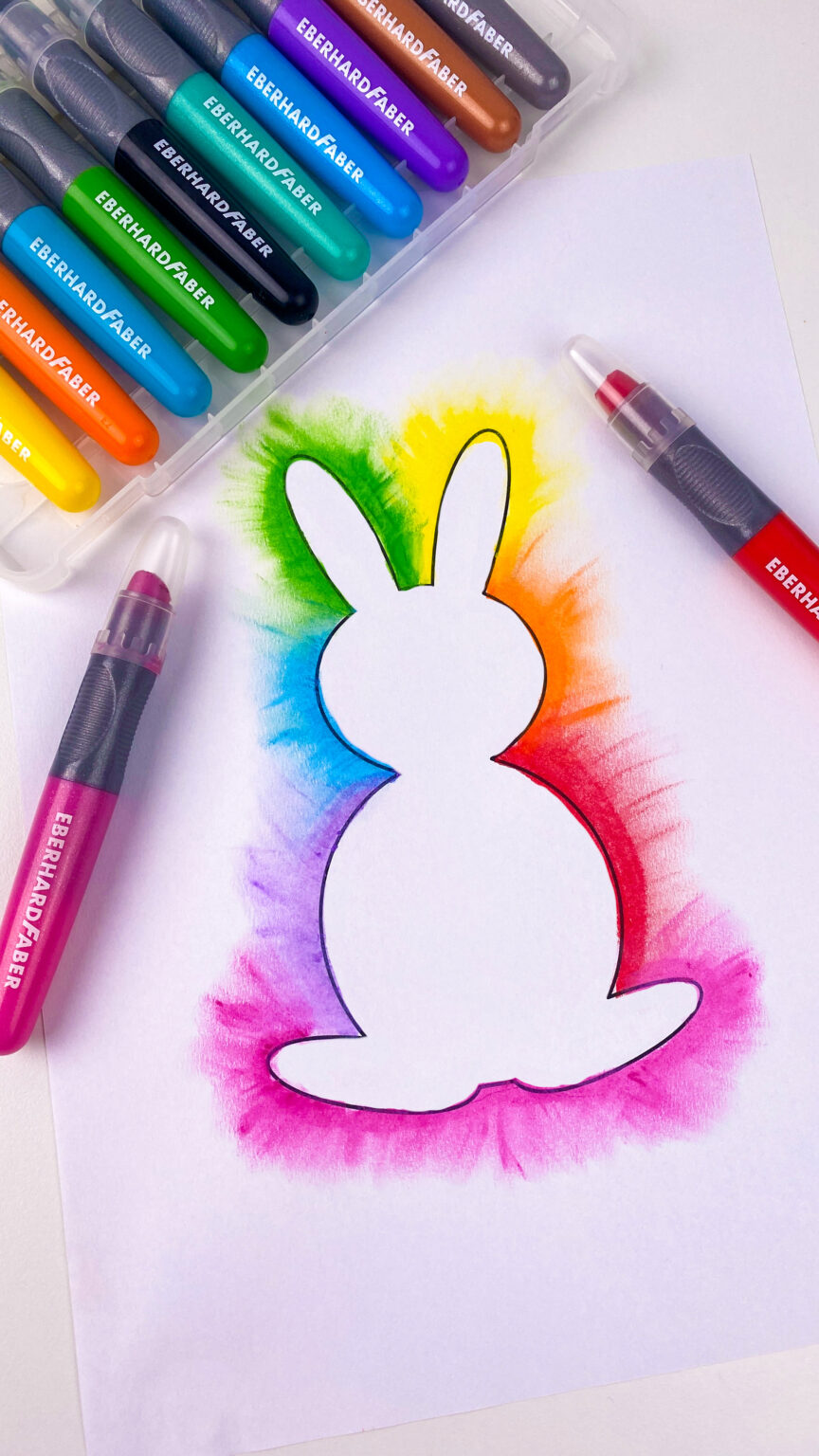 Osterhase malen mit Kindern - kostenlose Druckvorlage