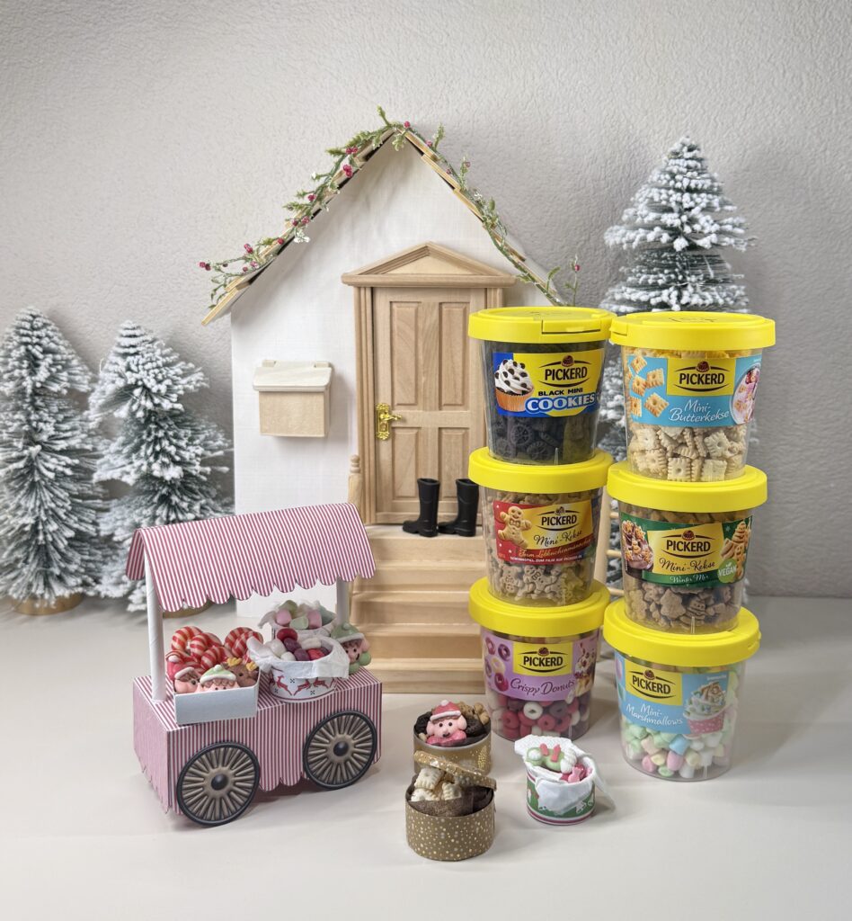 Wichteltür Marktstand DIY mit kostenloser Druckvorlage - Plätzchen Pickerd