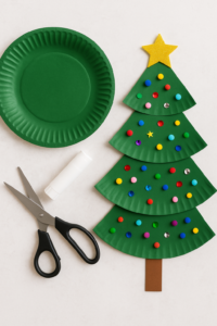 Tannenbaum Weihnachtsbaum aus Papptellern Basteln mit Kindern