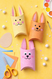 Osterhasen aus Klopapierrolle